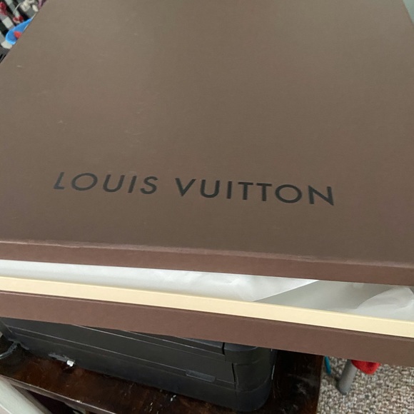 Louis Vuitton handbag and wallet. - Picture 9 of 14